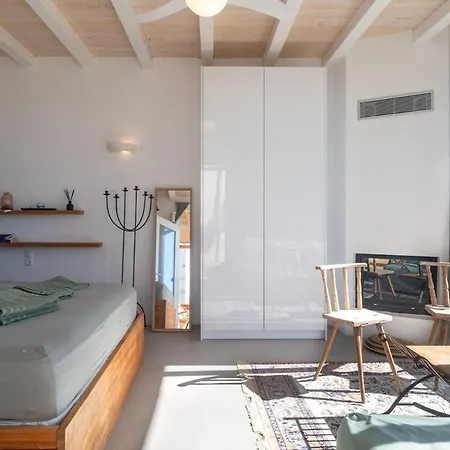 Chic With Pool, 5-min Walk To Daire *