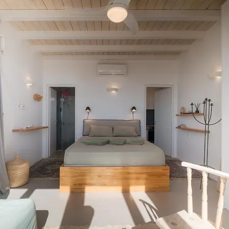 Chic With Pool, 5-min Walk To *