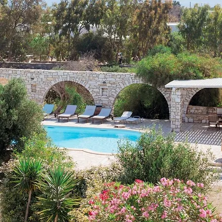 Chic With Pool, 5-min Walk To Daire Santa Maria (Paros)