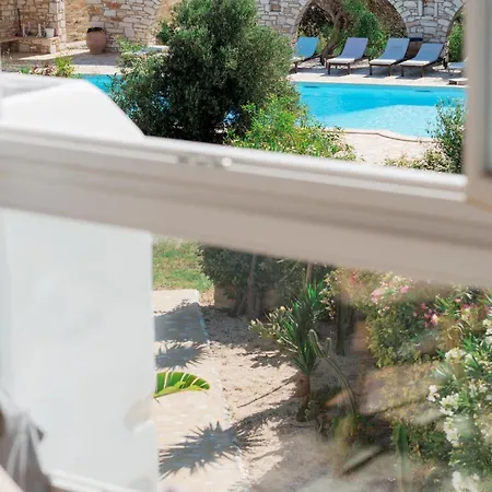 Chic With Pool, 5-min Walk To * Santa Maria (Paros)